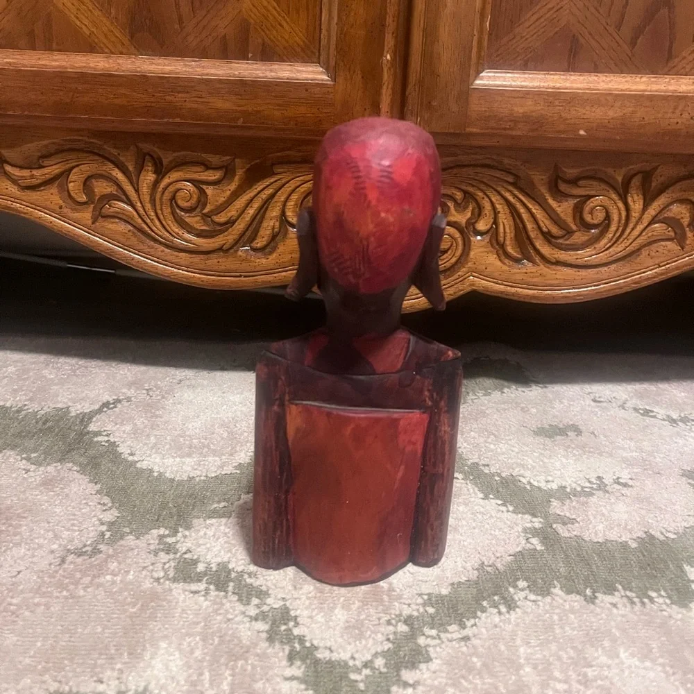 Handcrafted Wooden Tribal Sculpture - Picture 2 of 2